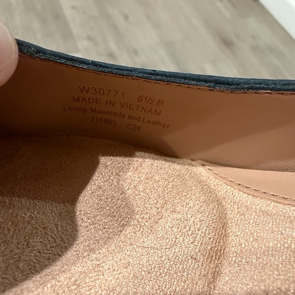 Cole Haan Navy Pointed Toe Slingback Pumps - Picture 4 of 8